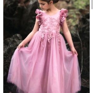 Girls dress